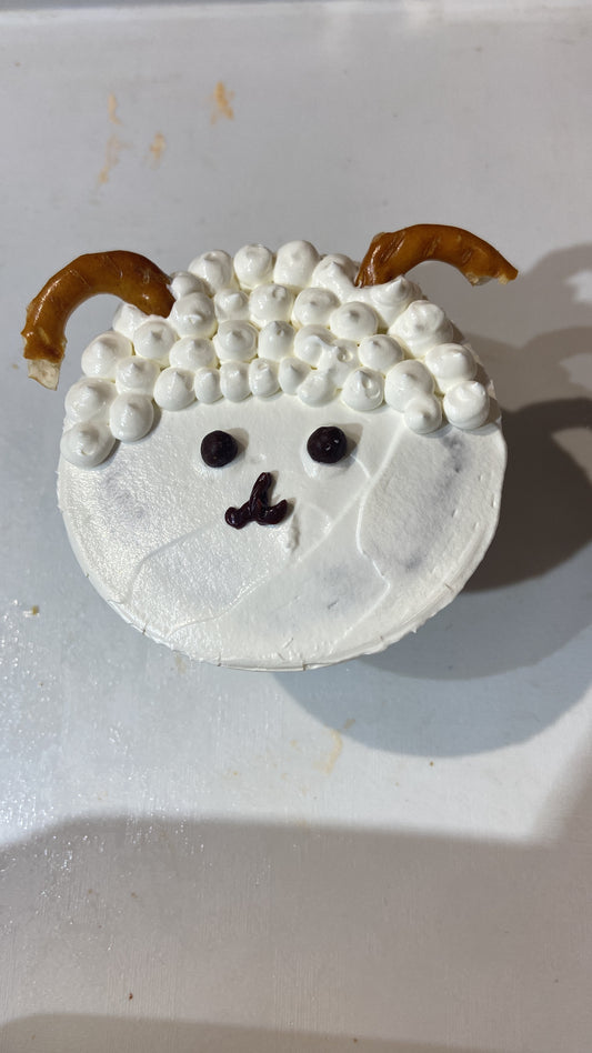 Sheep Cupcake